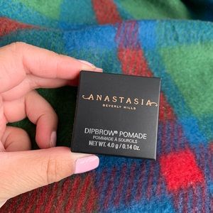 BRAND NEW ANASTASIA DIP BROW
